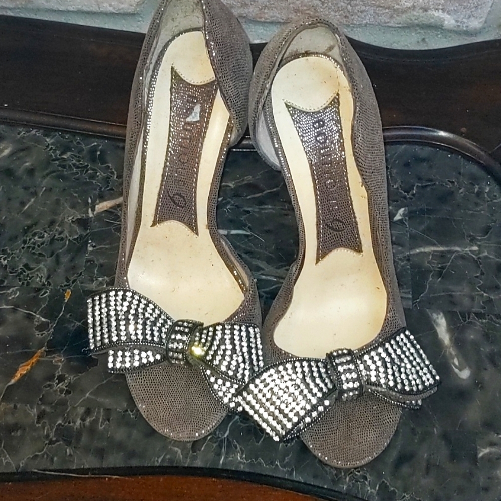 open toed high heel shoe